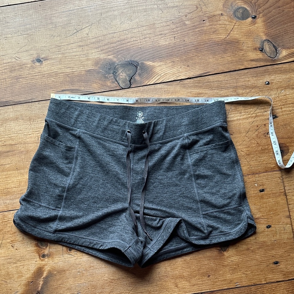 GAIAM Dark Gray Athletic Shorts - Picture 3 of 6